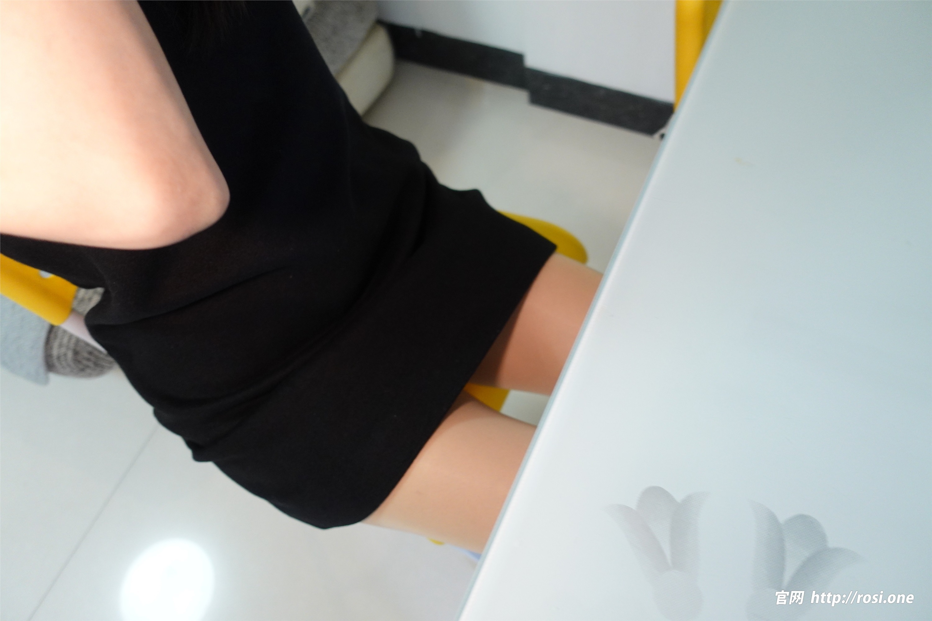 ROSI写真 2022.10.25 NO.3977